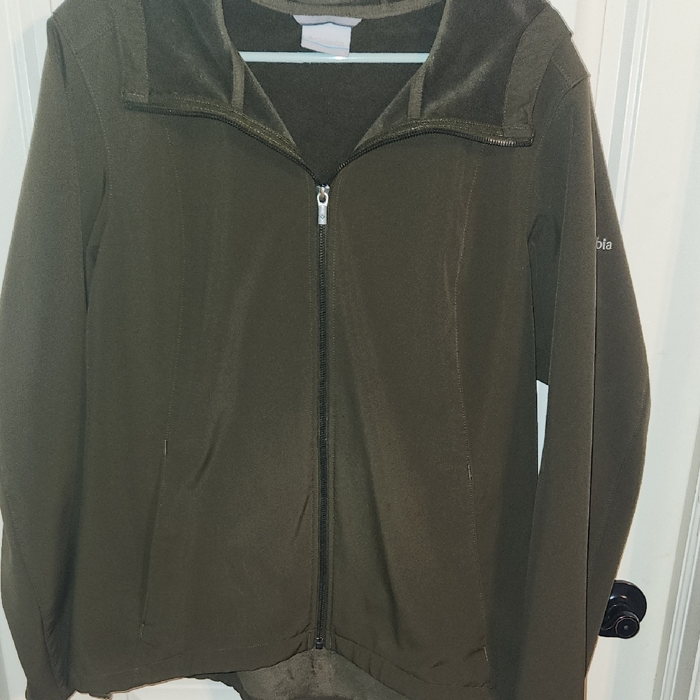 Columbia Forest Green Outdoor Jacket